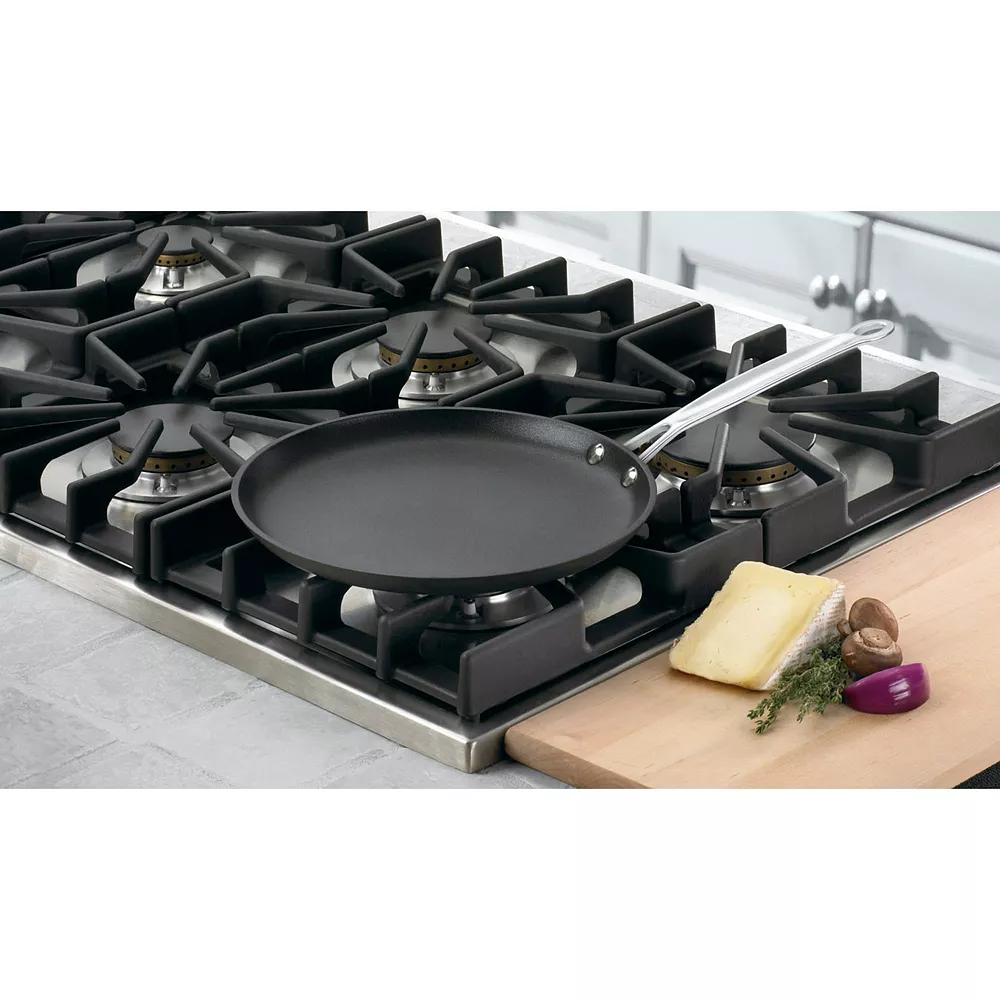Cuisinart® Chef's Classic Nonstick Hard-Anodized 10-in. Crepe Pan 2 Cuisinart® Chef's Classic Nonstick Hard-Anodized 10-in. Crepe Pan - Image 2